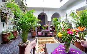 Hotel Ryad Amiran